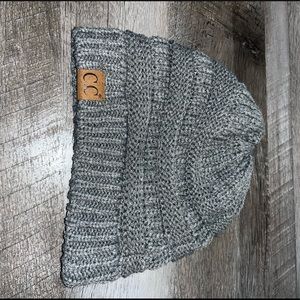 Women’s Grey Beanie OSFA